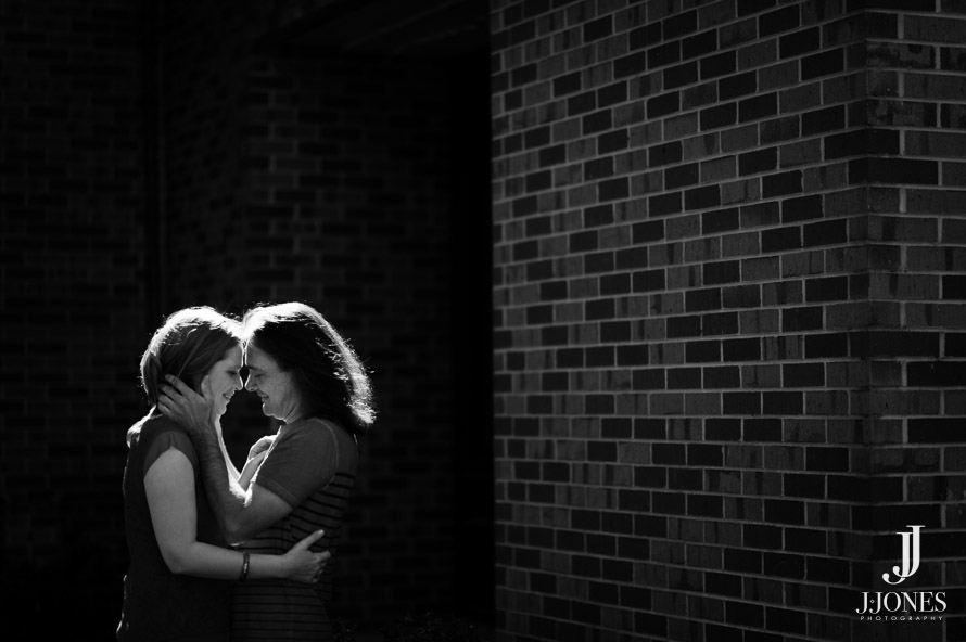 engagement session downtown